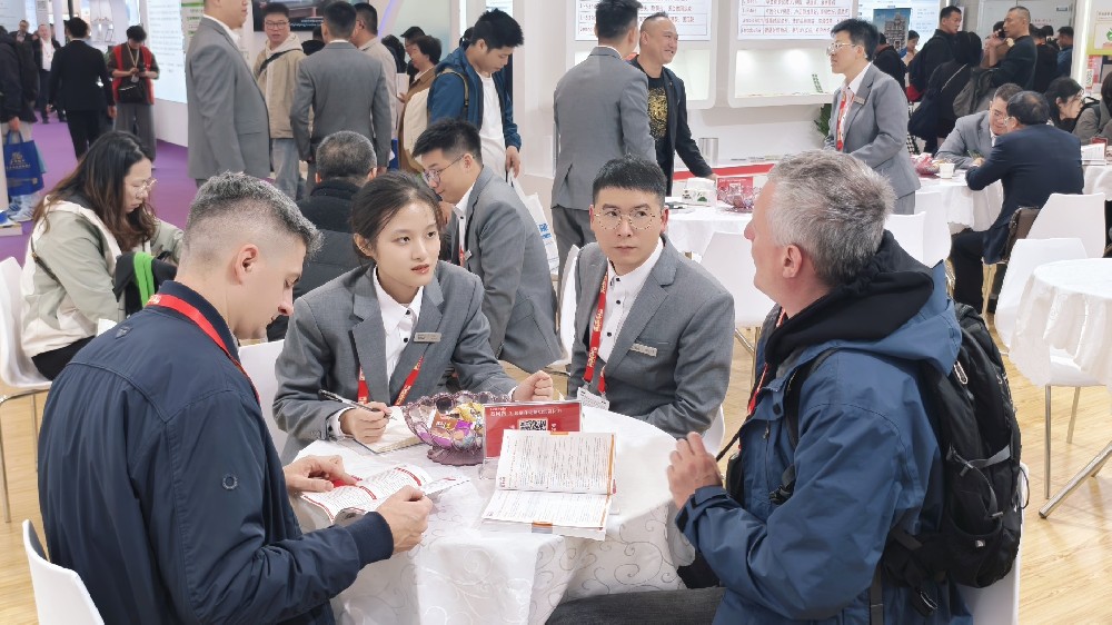 藍(lán)柯路2025年上海涂料展精彩現(xiàn)場(chǎng)